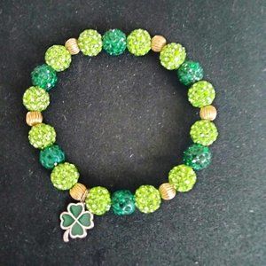 4 Leaf Clover Shamrock Charm Green Beaded Stretch Bracelet St Patrick's Day
